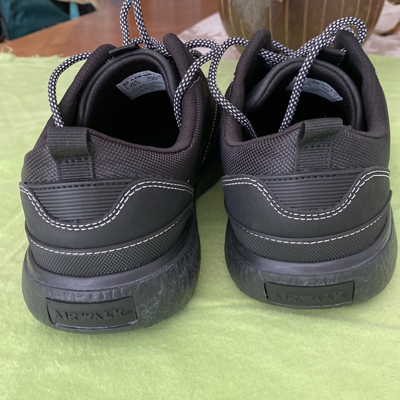 AIRWALK 10.5 sneakers - Picture 6 of 11